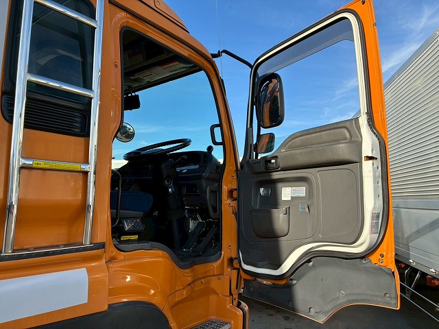 2015年 いすゞ 13900kg積載 No.2057