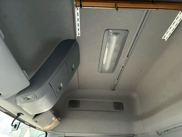 2017年 UDトラックス 38620kg積載 No.2067