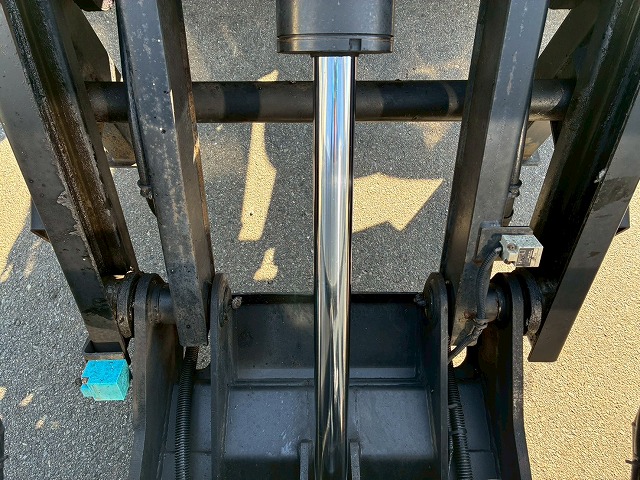 2005年 トヨエース 3000kg積載 No.2083