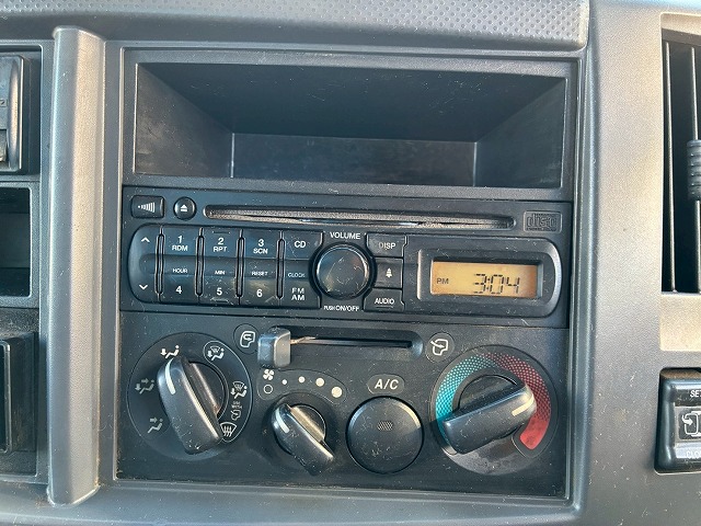 2010年 いすゞ 3050kg積載 No.2076