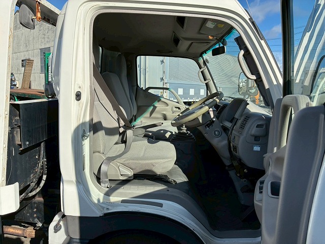 2005年 トヨエース 3000kg積載 No.2083