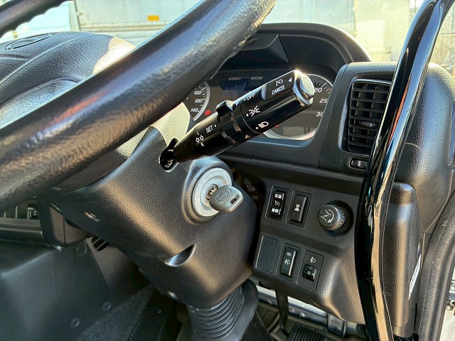 2014年 日野 プロフィア 13600kg積載 No.2050