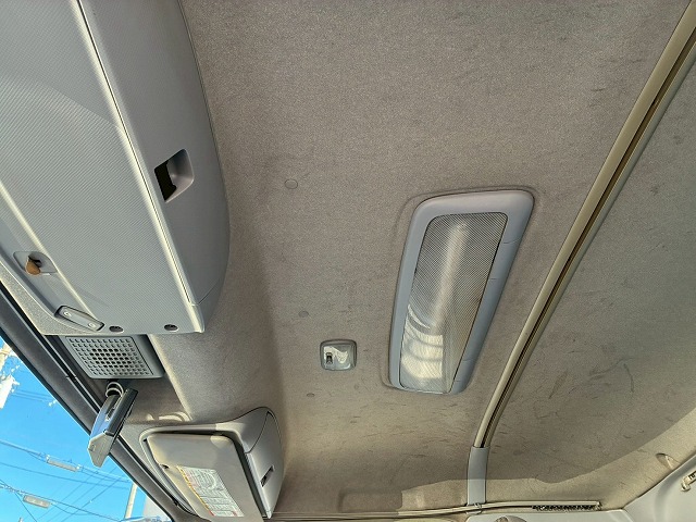 2010年 いすゞ 3050kg積載 No.2076