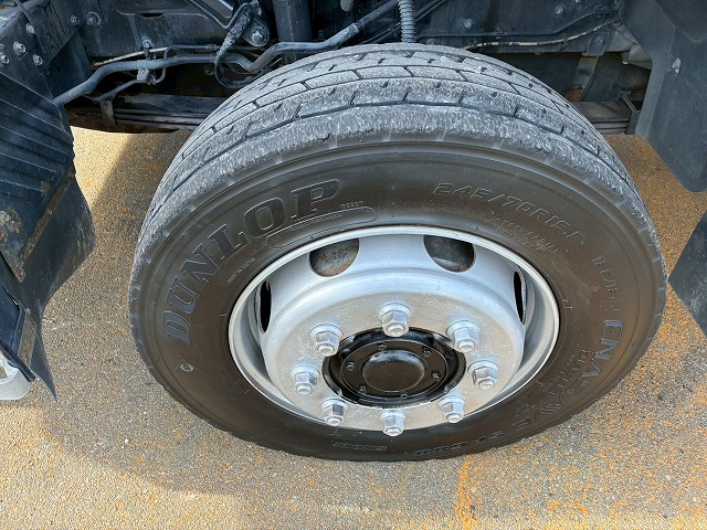 2017年 UDトラックス 13600kg積載 No.2056