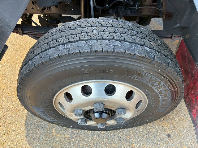 2019年 いすゞ 2350kg積載 No.2055