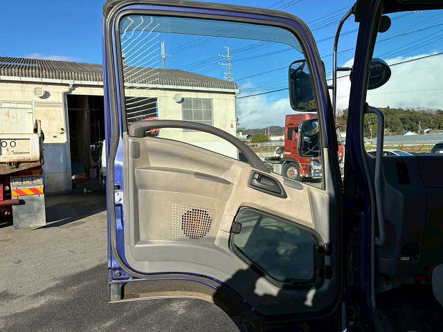 2010年 いすゞ 3050kg積載 No.2076