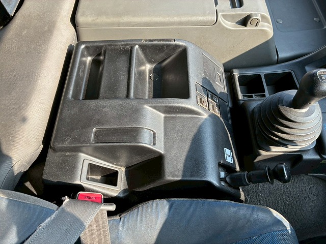 2015年 いすゞ 13700kg積載 No.2035