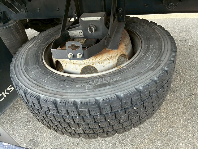 2017年 UDトラックス 13600kg積載 No.2056