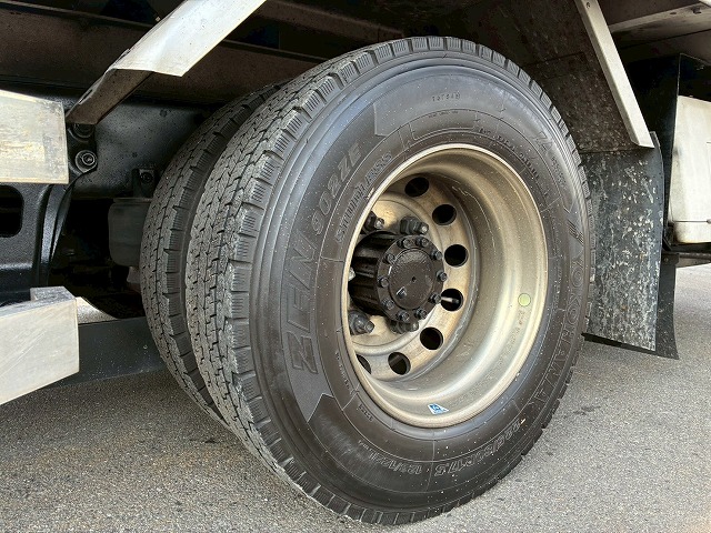 2019年 いすゞ 2350kg積載 No.2055