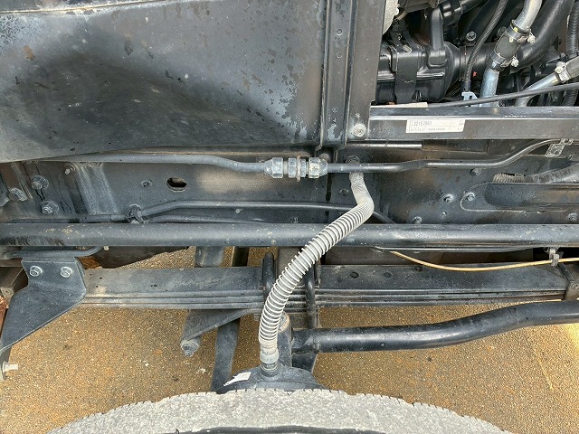 2017年 UDトラックス 13600kg積載 No.2056