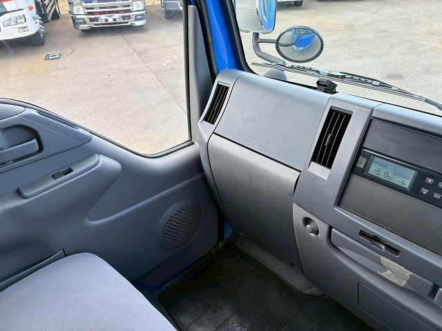 2017年 いすゞ 1500kg積載 No.2040