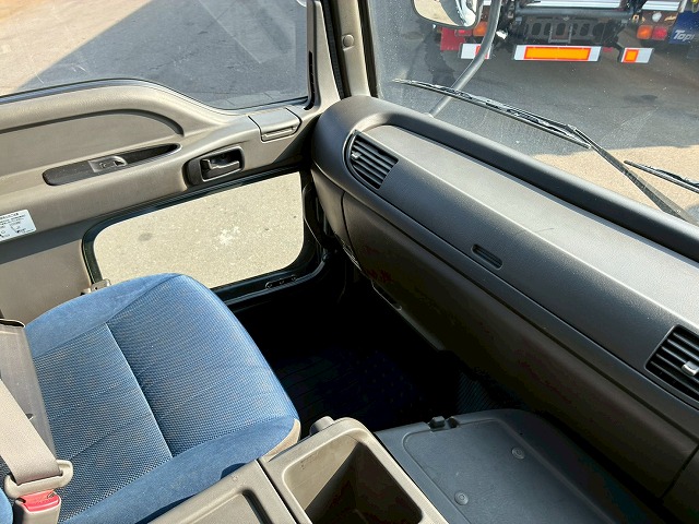 2015年 いすゞ 13700kg積載 No.2035