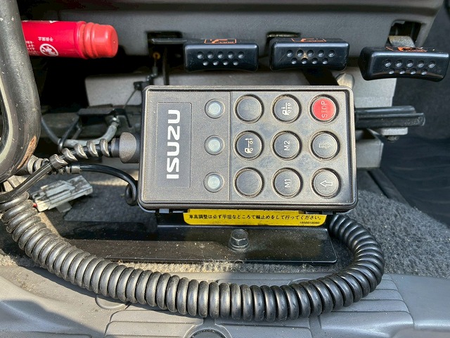 2015年 いすゞ 13700kg積載 No.2035