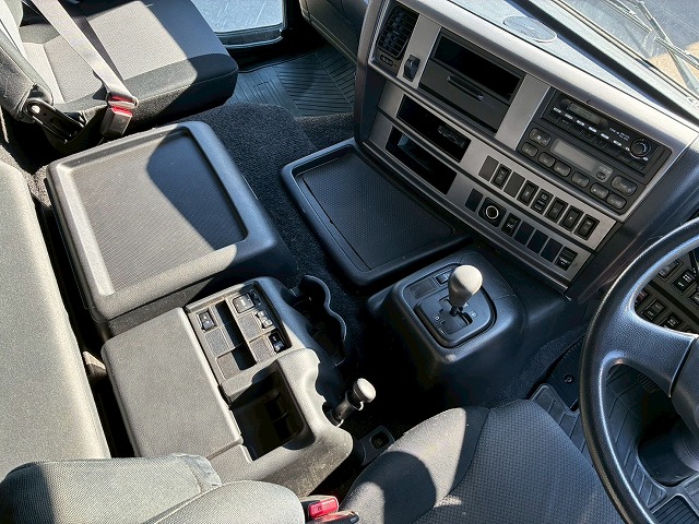 2014年 日野 プロフィア 13600kg積載 No.2050