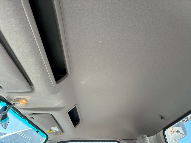 2005年 トヨエース 3000kg積載 No.2083