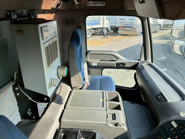 2015年 いすゞ 13700kg積載 No.2035