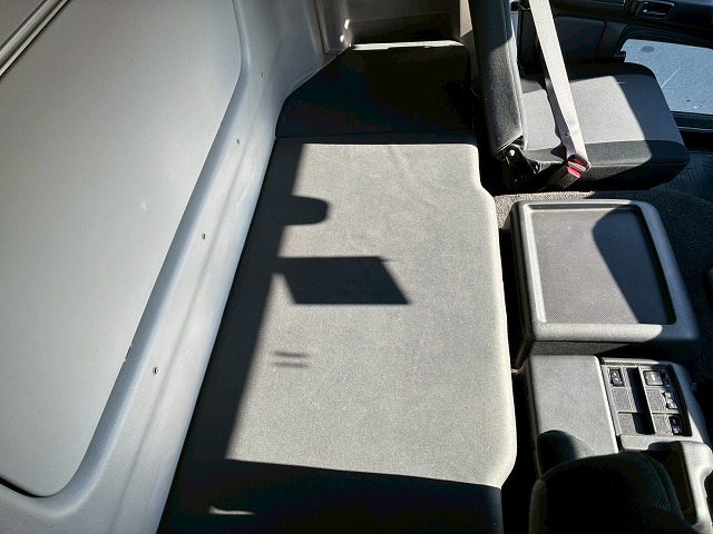 2014年 日野 プロフィア 13600kg積載 No.2050