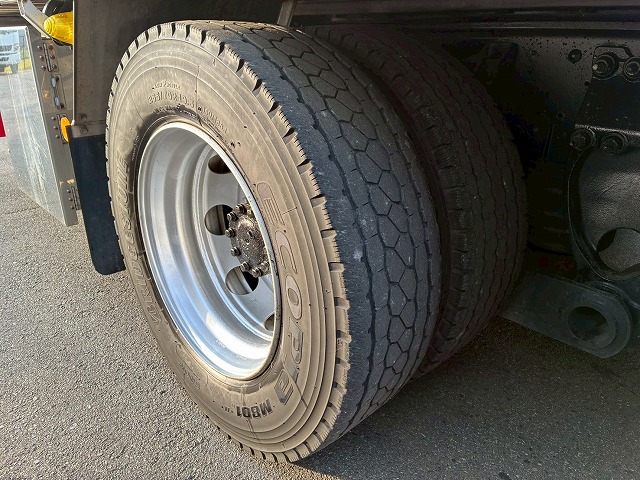 2015年 日野 プロフィア 13000kg積載 No.2034