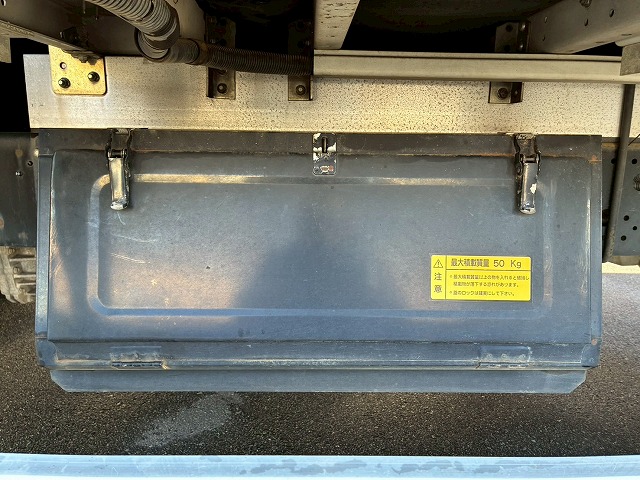 2010年 いすゞ 3050kg積載 No.2076