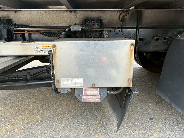 2019年 いすゞ 2350kg積載 No.2055