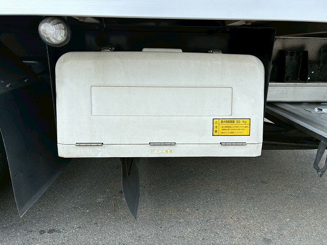 2019年 いすゞ 2350kg積載 No.2055