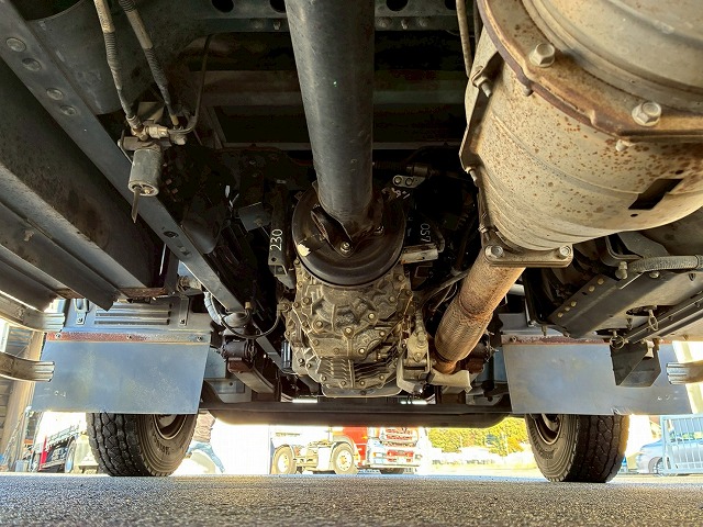 2010年 いすゞ 3050kg積載 No.2076