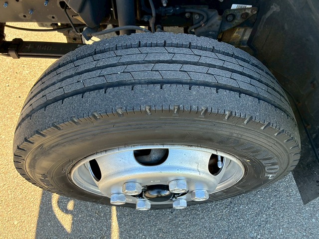 2005年 トヨエース 3000kg積載 No.2083