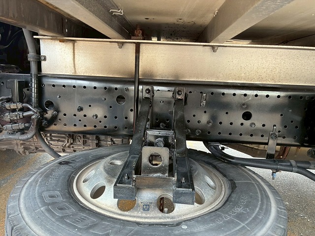 2019年 いすゞ 2350kg積載 No.2055