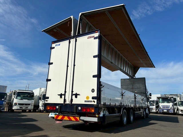 2017年 UDトラックス 13600kg積載 No.2056