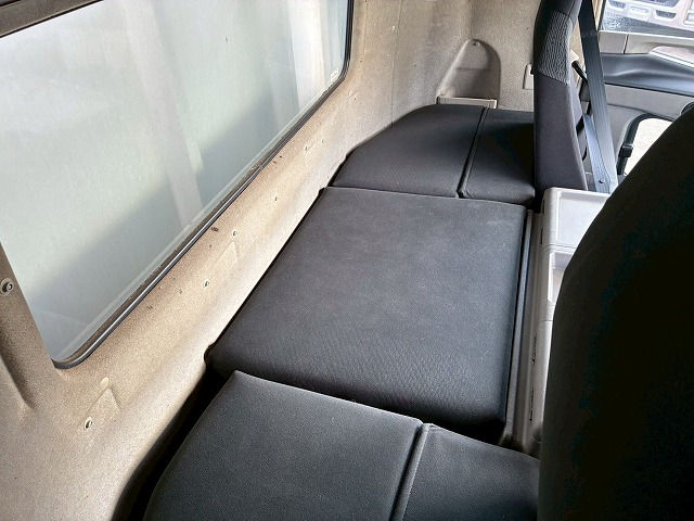 2019年 三菱ふそう スーパーグレート 13100kg積載 No.2037