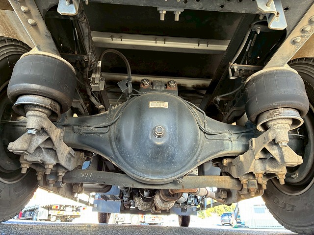 2010年 いすゞ 3050kg積載 No.2076