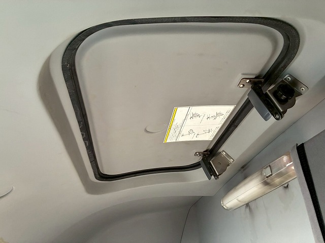 2015年 いすゞ 13700kg積載 No.2035