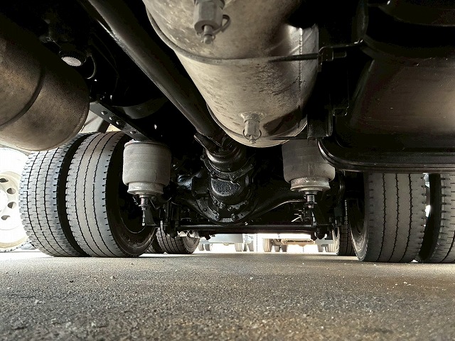 2015年 いすゞ 13900kg積載 No.2057