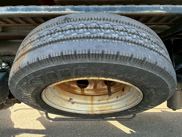 2005年 トヨエース 3000kg積載 No.2083