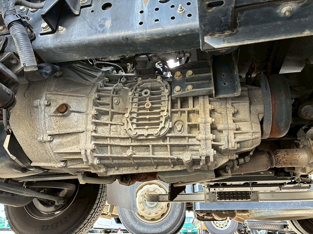 2017年 いすゞ 2900kg積載 No.2047