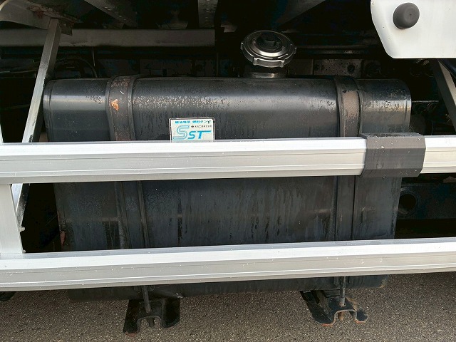 2015年 日野 プロフィア 13000kg積載 No.2034