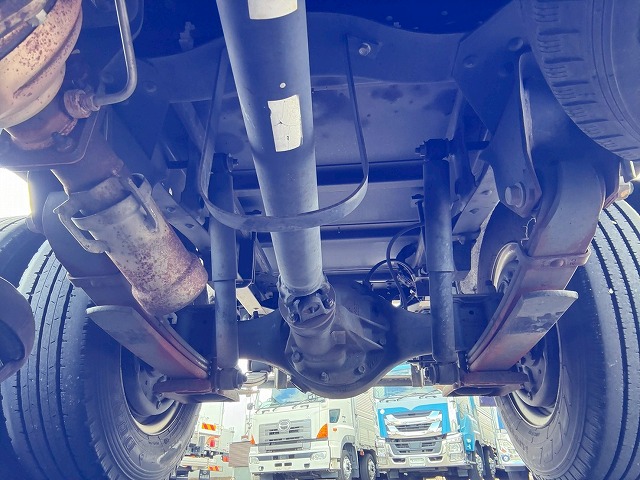 2017年 いすゞ 1500kg積載 No.2040