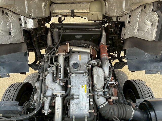 2015年 いすゞ 13700kg積載 No.2035