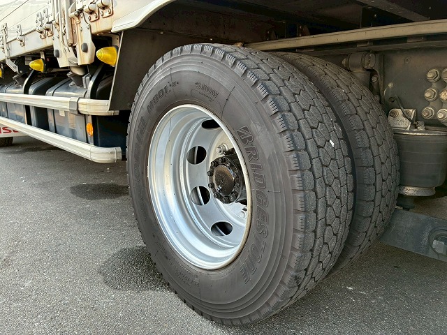 2015年 いすゞ 13700kg積載 No.2035