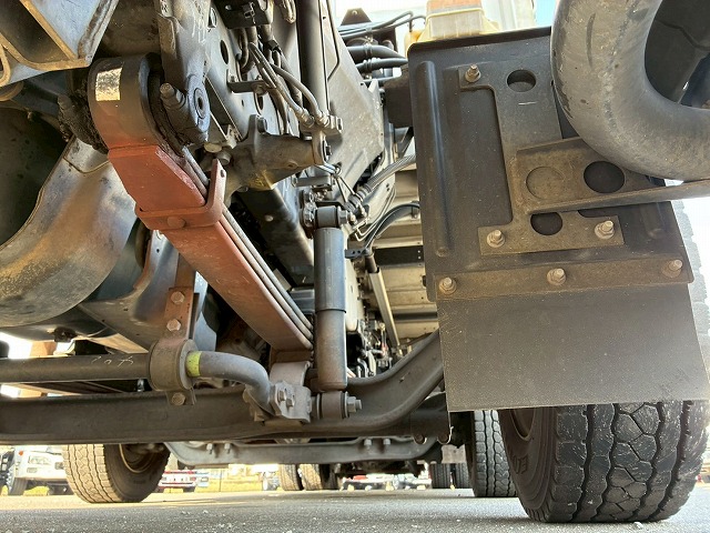 2015年 いすゞ 13700kg積載 No.2035