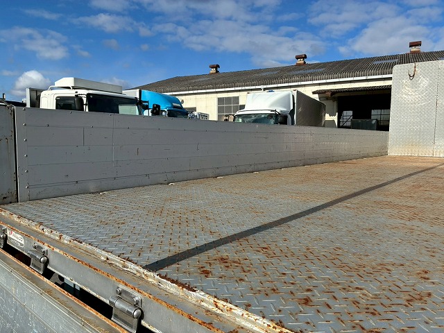 2005年 ファイター 3050kg積載 No.2077