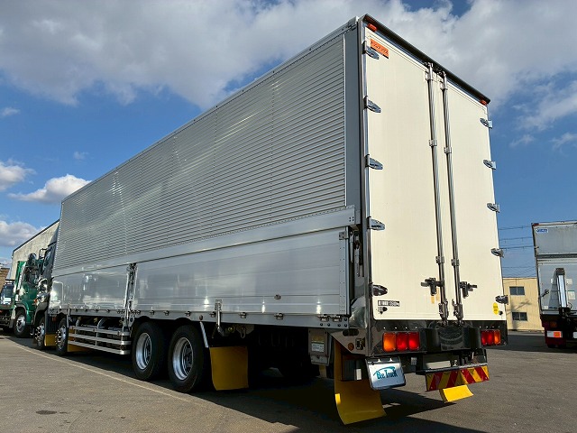 2017年 日野 プロフィア 13500kg積載 No.2081