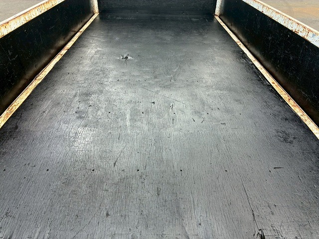 2020年 いすゞ 2000kg積載 No.2089