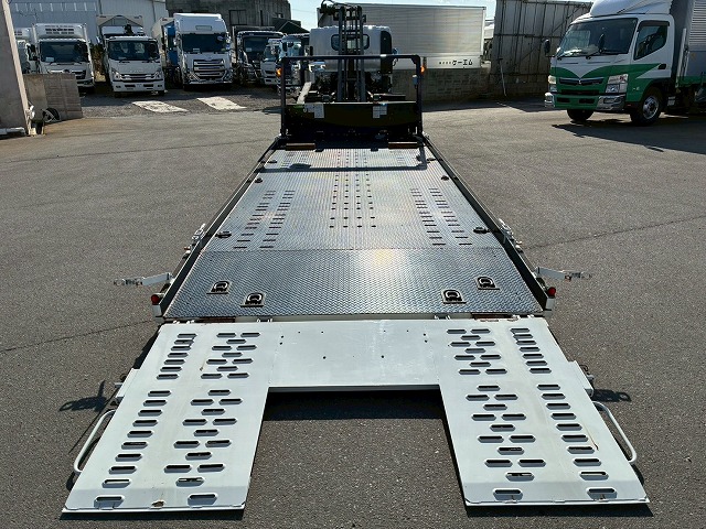 2020年 いすゞ 2900kg積載 No.2093