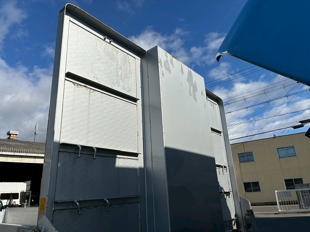 2005年 ファイター 3050kg積載 No.2077