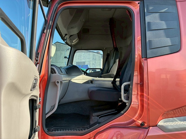 2016年 UDトラックス 37990kg積載 No.2085