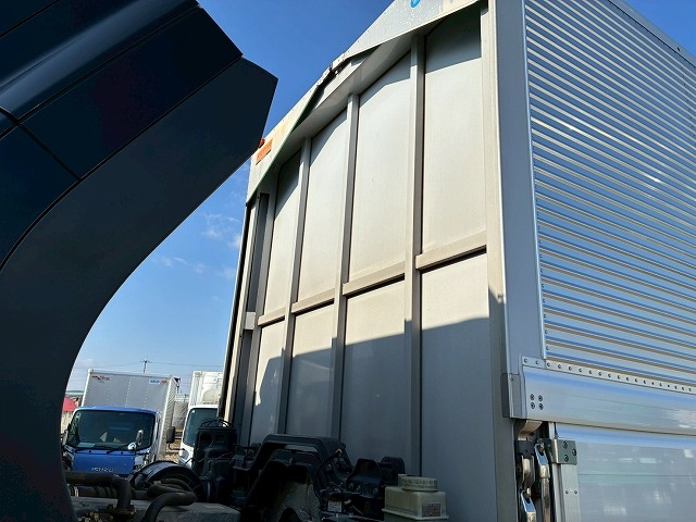 2017年 日野 プロフィア 13500kg積載 No.2081