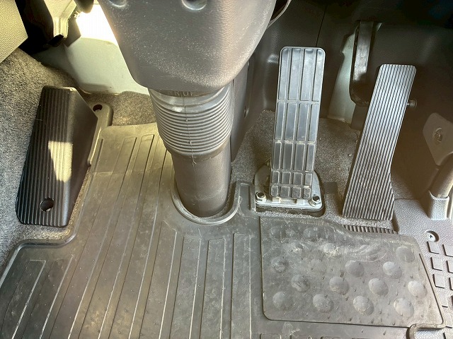 2016年 UDトラックス 37990kg積載 No.2085