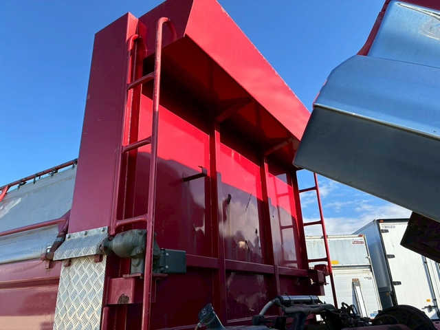 2013年 UDトラックス 8500kg積載 No.K2092