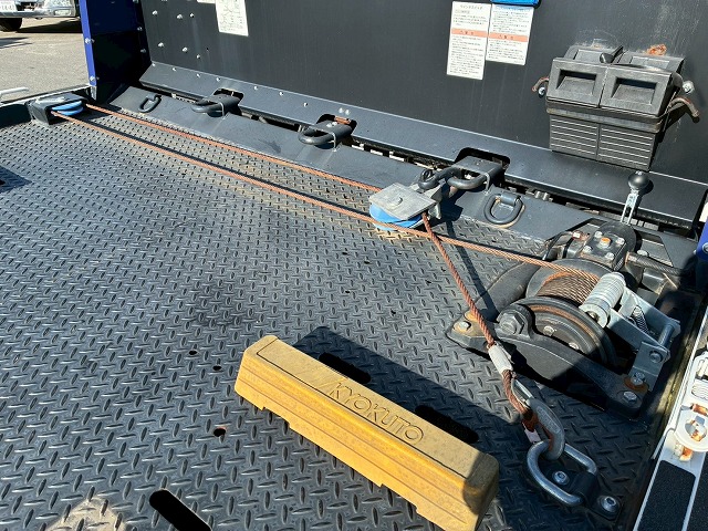 2020年 いすゞ 2900kg積載 No.2093